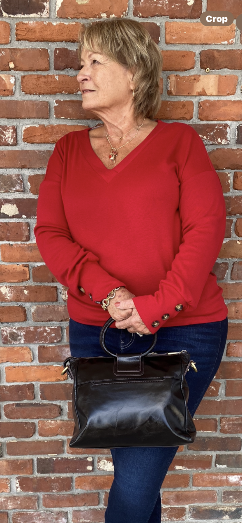 113/navy and red pull overs