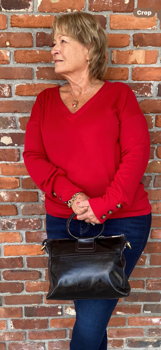 113/navy and red pull overs