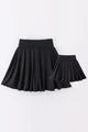 001/black active skorts